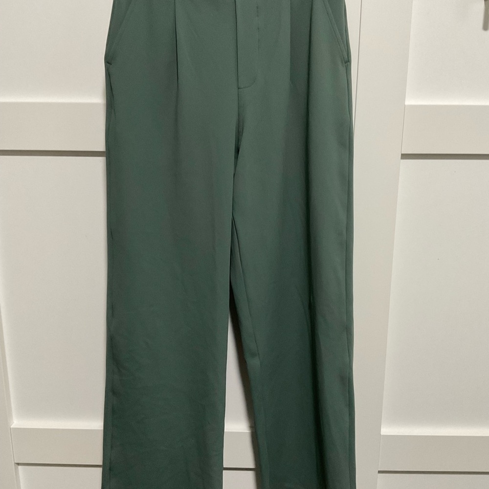 HALARA Women’s Green Trousers